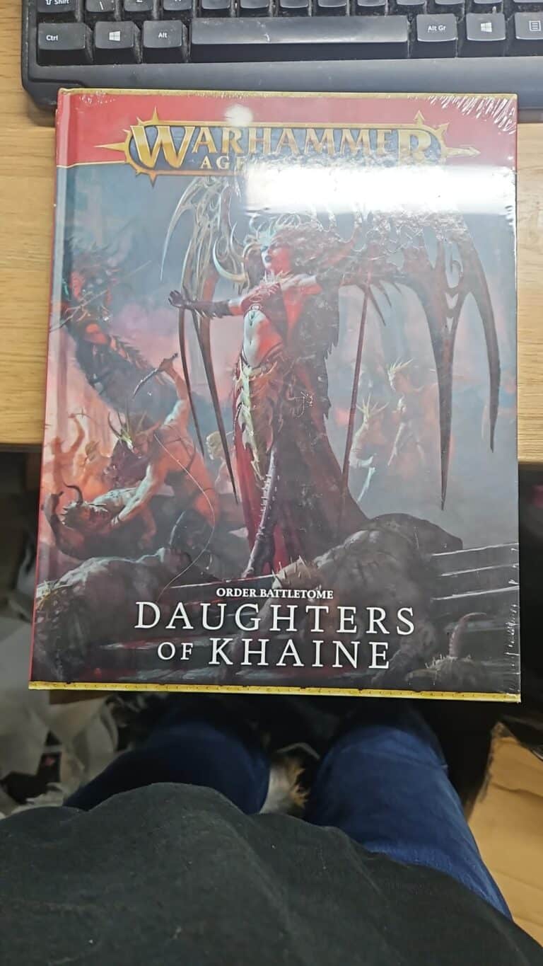 Warhammer Age of Sigmar - Daughters of Khaine Limited Edition 3rd 2022 Battletome