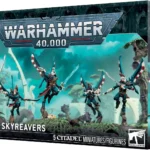 Warhammer 40,000 Corsair Skyreavers box set featuring five skyraven miniatures on a rocky base.